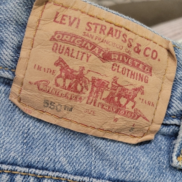 Levi 550 Classic Relaxed Tapered 30x28 Denim Light Wash Jeans Women VTG Sz 12S - Picture 9 of 9